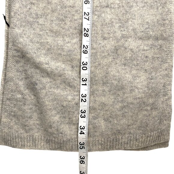 Caroline Grace light heathered Gray 100% Cashmere Scarf neutral quiet luxury NWT - Picture 8 of 8